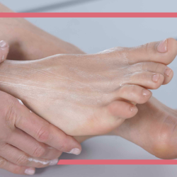 Trockene Fuße werden eingecremt